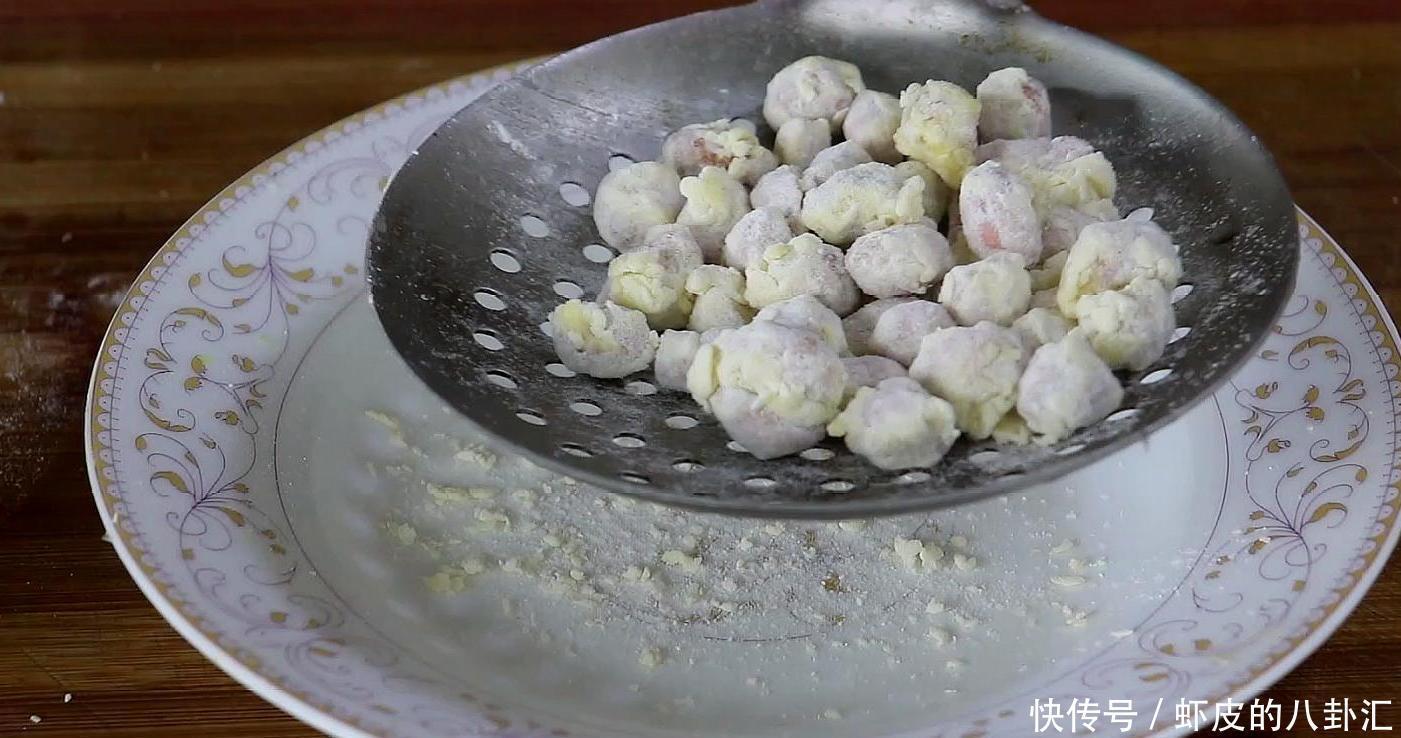 1碗花生米,1个鸡蛋,筷子一搅,百吃不厌,做饭特别受欢迎