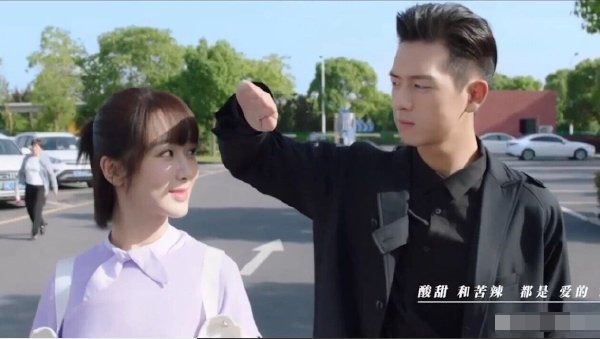 杨紫带火的李现邓伦,同台《快本》谁人气高谁注意这三分钟镜头