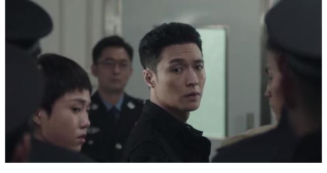 张艺兴|扫黑风暴：朱怀旭扮张艺兴奶奶，不仅唐山话圈粉，还贡献高光剧情