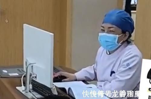 心里面|男孩脚受伤去换药,发现打针护士竟然是妈妈之后,娃的表情亮了