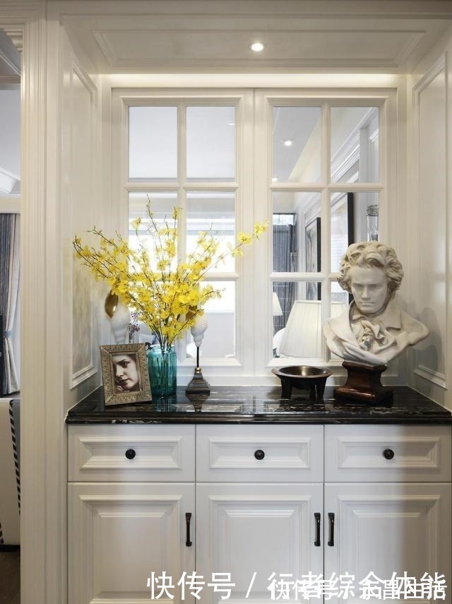 空间|140㎡美式风格三居室，玄关装了玻璃窗让家既美观又开阔！