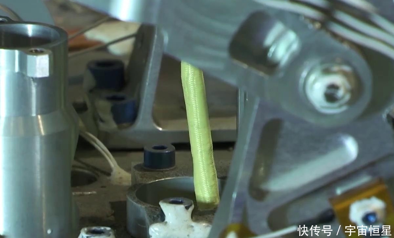 时隔数月！嫦娥五号新一批月面图像公开：机械臂横扫120度拍视频