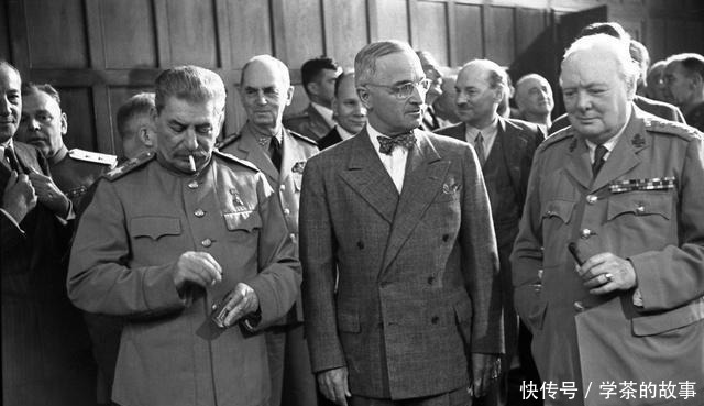 斯大林|杜鲁门向斯大林敬酒,斯大林转敬丘吉尔,丘吉尔却又把酒转敬此人