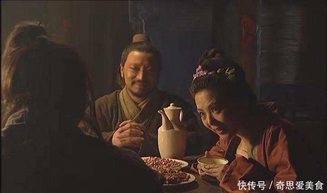 江湖儿女|孙二娘为何对武松这么好？第一次相见的他们，情节中是这样描述的