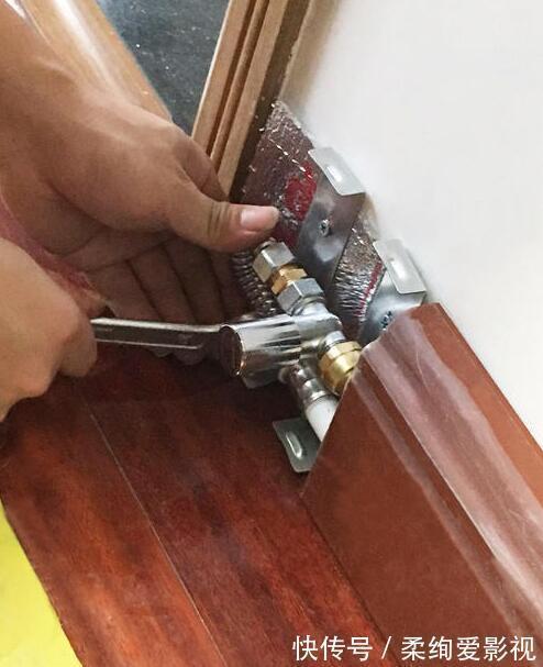 装置|地暖已经过时了，现在流行装这种新型地暖，暖和又美观