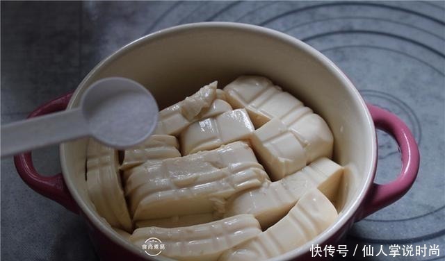 肉糜|还在加水蒸鸡蛋,那你就大错特错了!大厨教你这样做,又嫩又滑!