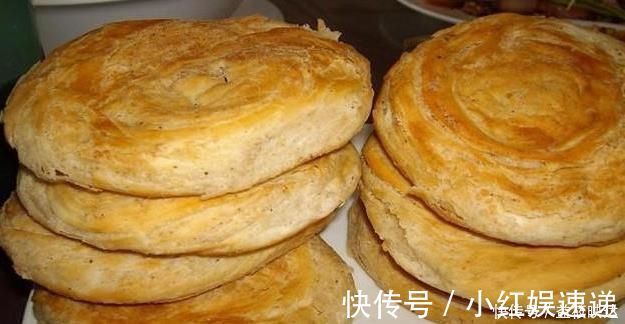 长条|千层油酥饼照这个方法做,金黄酥脆,咬一口,脆到掉渣,满口生香