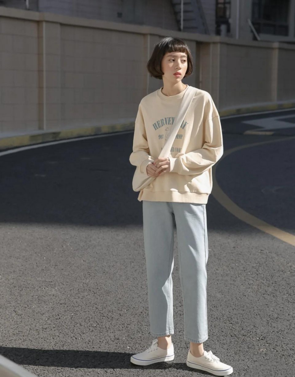 梨形身材女生如何穿出时尚感？关键要看衣服，是否具备这“三点”