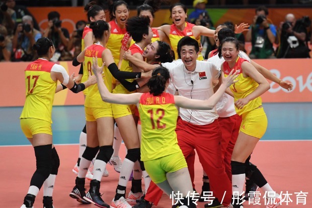 方岩|中国女排喜从天降！8名主力留队辅佐新帅，冲击巴黎奥运冠军