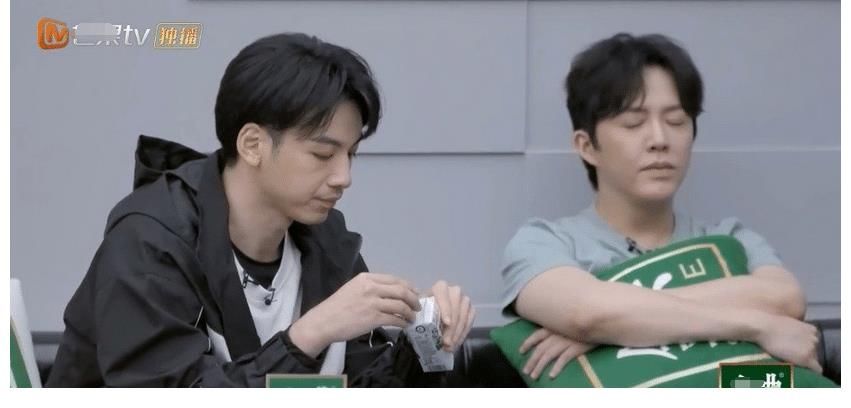 哥哥|《披荆斩棘的哥哥》里，“小透明”的那位哥哥，五公终于回来了