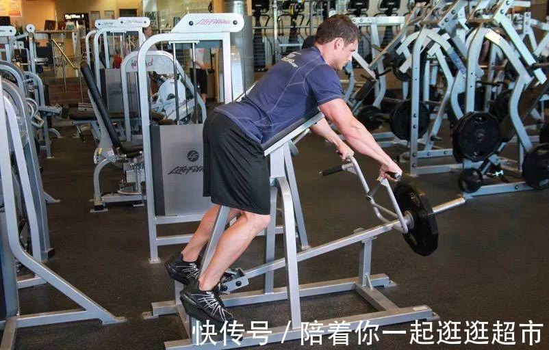 背阔肌|想练出强壮的背肌,给你4点建议,练背很简单