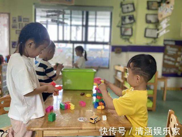 心灵|一种“新型攀比”在幼儿园蔓延,若不及时制止,心灵受伤的是孩子