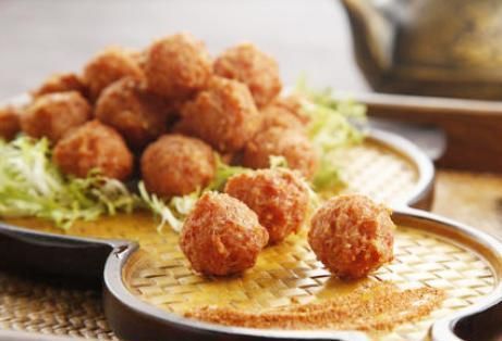 料酒|干炸丸子,不可放料酒和鸡蛋,教你正确做法,丸子外脆内软特香