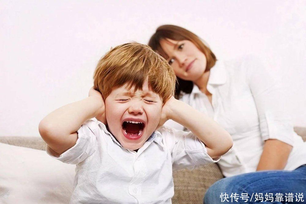 家长|孩子“窝里横，外面怂”，跟爸爸有关，你家有同款爸爸吗？