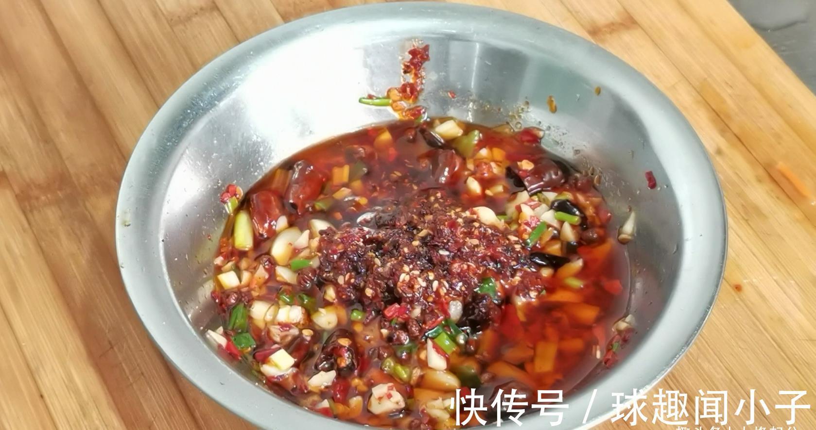 爽口|爽口豆腐皮的做法，酸辣解腻又开胃，一周要吃好几次，做法还简单