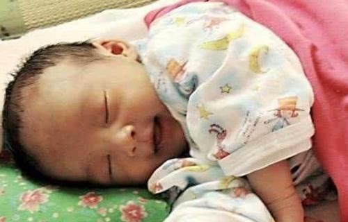 原因|为什么宝宝睡着后很不老实？看了原因后，能让宝宝睡得好一点