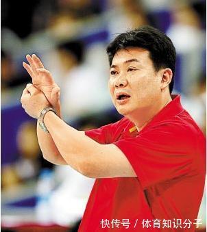 江苏女排|中国女排新任主帅蔡斌:欠家庭太多,谈及妻儿有泪水