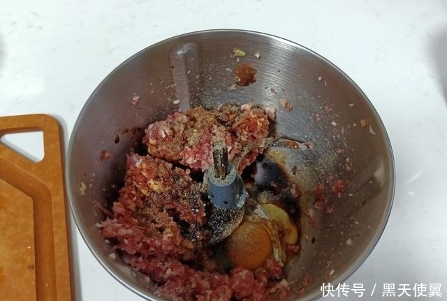好吃|馄饨馅怎么调好吃?朋友圈3000好友天天催,做法终于来了