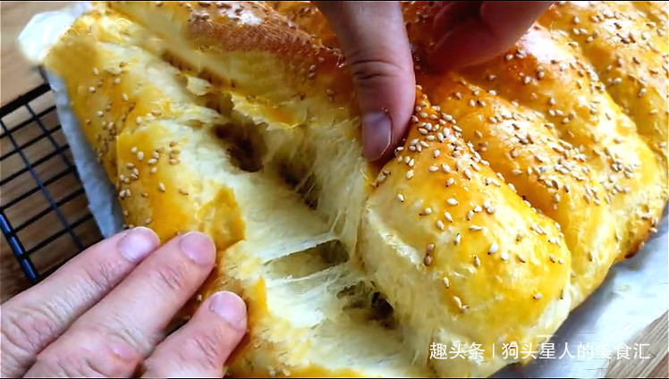 教你真正懒人面包做法，不用揉面，不用黄油，出炉拉丝又柔软