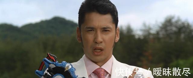 欧布奥特曼|奥特曼:渴望成为光之巨人的3位反派,2位成功,1位黑化为魔人