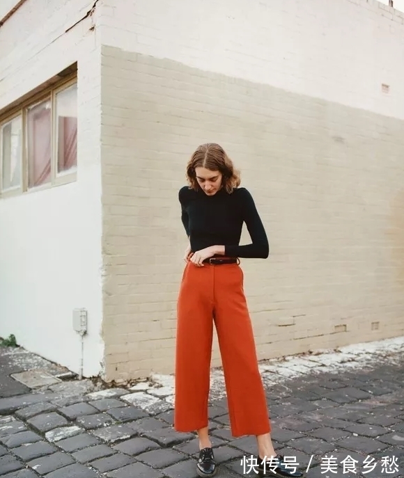 紧身裤 针织衫+高腰裤=开春的王炸组合,这么穿气质绝了!