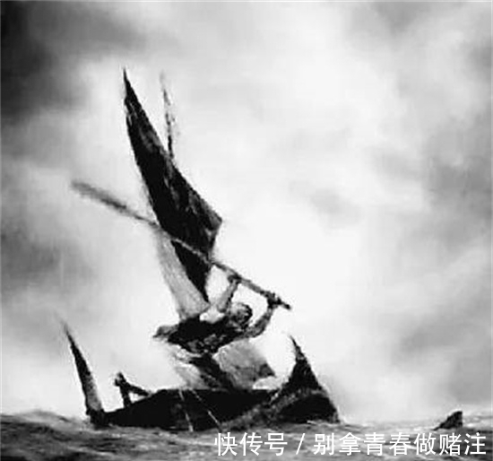 鲁滨逊&“中国”鲁滨逊,海上漂流133天,外国商船见是中国人却扭头就走