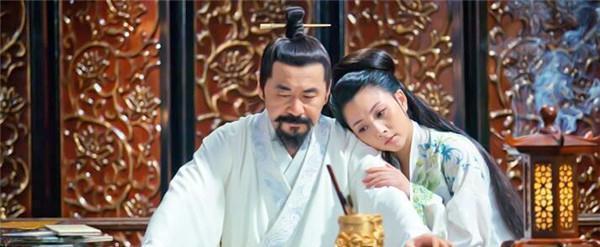 文采@赵匡胤随口作2句诗无人能续,400年后被一位伟人对出,成千古名句