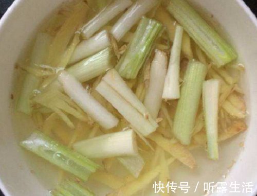 淀粉|过年炸丸子，别只会傻傻加淀粉，牢记这3放，鲜香酥脆，立刻光盘