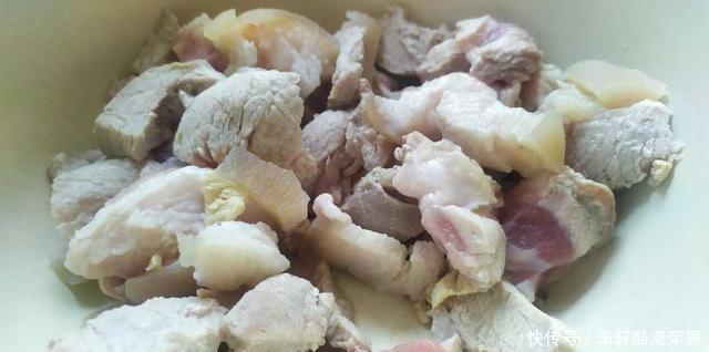 冻豆腐煎一下,吃起来是真的好吃,非常美味