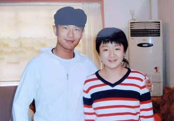 中国乒乓球队|黄晓明蹭奥运冠军热度很骄傲:陈梦的表哥在家准备接风菜中