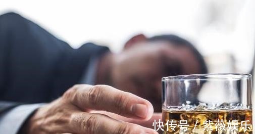 身体|老人每天喝点酒，是否有利于身体健康？医生给出明确回答！