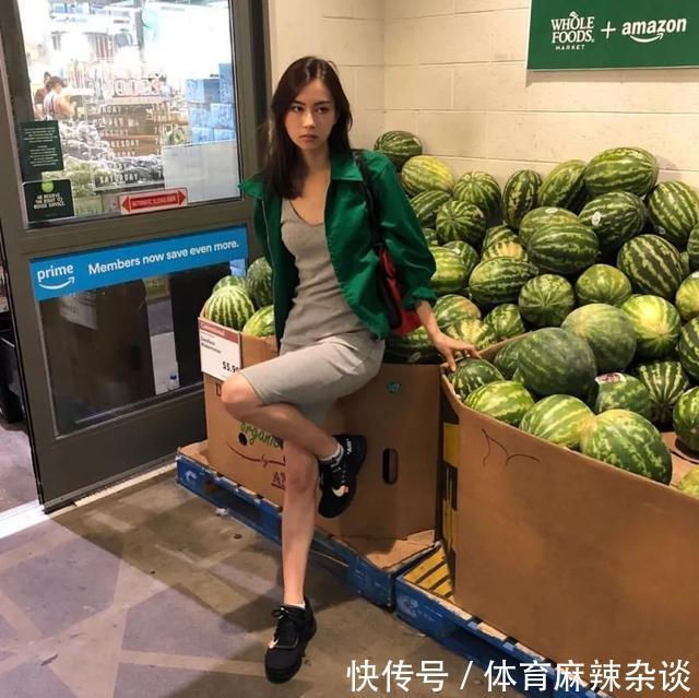 为Nike设计球鞋、受Virgil青睐,这两位新晋潮流女神算什么水平