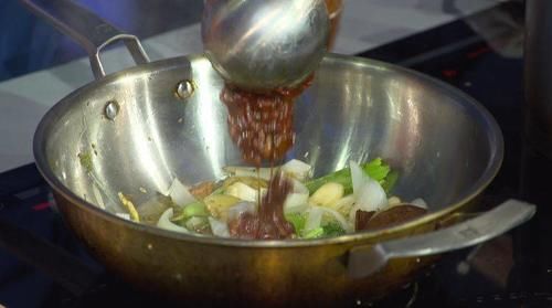 一锅万能川味红汤卤，准备卤什么吧