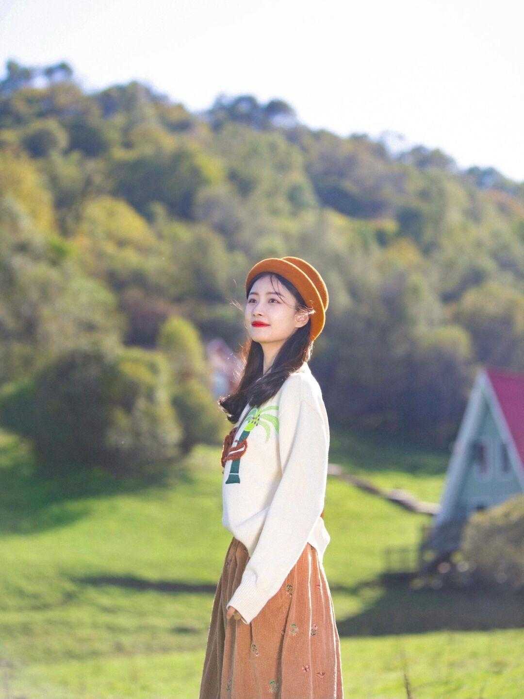 风衣 秋天穿搭没头绪?试试这些高级时髦的大地色穿搭,百搭又洋气