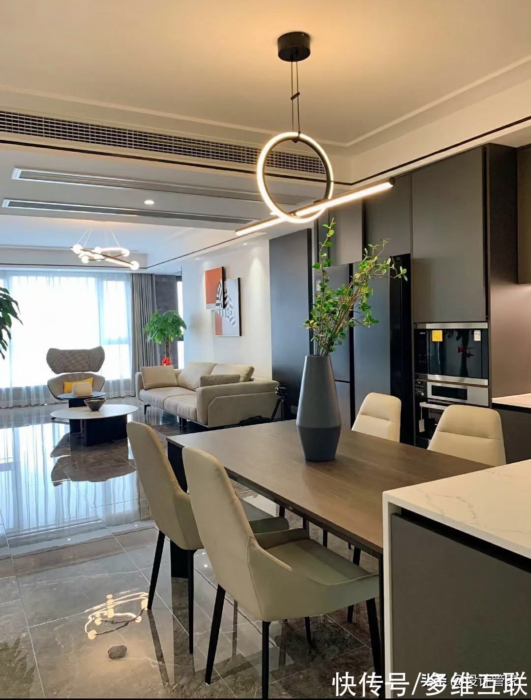 背景墙|110㎡现代简约完工实景,开放式的格局,这才是年轻人喜欢的风格