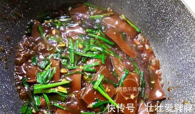 冬天多吃这菜,低脂营养高,大火炒一炒,嫩滑可口特下饭!