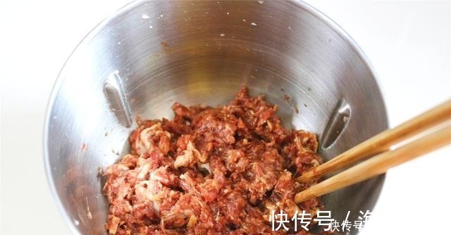 包子|卷一卷，蒸一蒸，香软又多层，比包子简单，趁热两个不够吃！