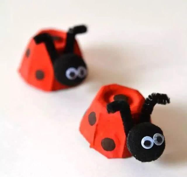 蛋托|当妈妈“被迫”学会各种手工后,她就连蛋托都不放过了