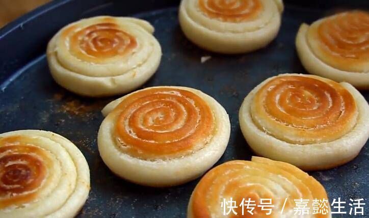 孩子们最喜欢的面食,香甜、松脆,比馒头好吃,凉了也不会硬