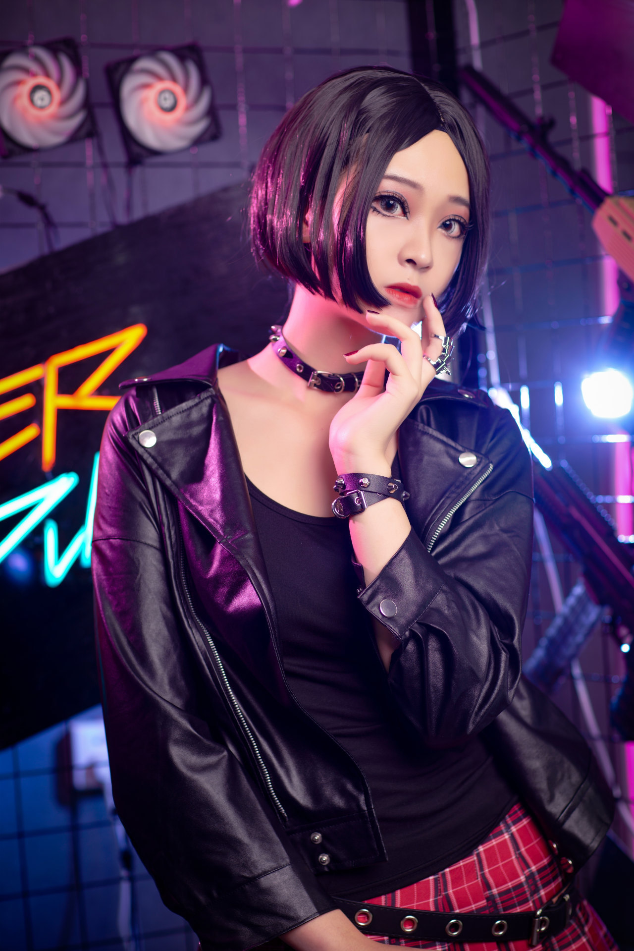 冷酷|cos:NANA大崎娜娜,展现经典冷酷气质