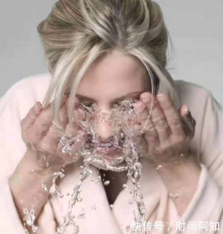 提取物|刚打湿脸就用“洗面奶”?难怪脸洗不干净,皮肤越来越差