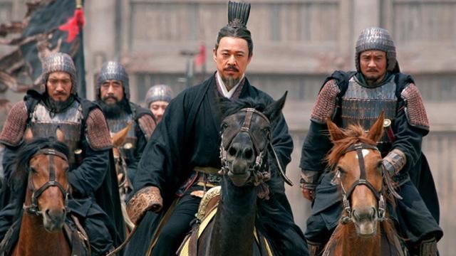 曹魏|曹操建立曹魏，为何只传几代就迅速衰落？是曹操不会选择继承人吗？