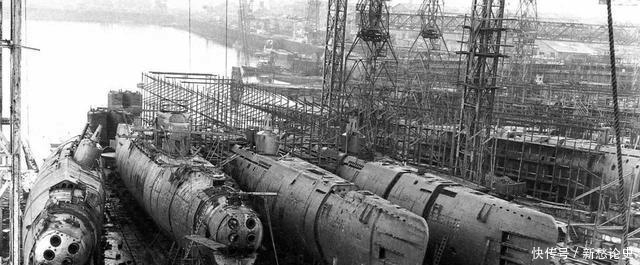 希特勒|1936年老照片,没有对希特勒举纳粹礼的工人,后来怎么样了?