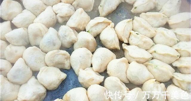 可口|教你水煎包的做法,出锅后金黄酥脆,松软可口,肉馅配方要收藏