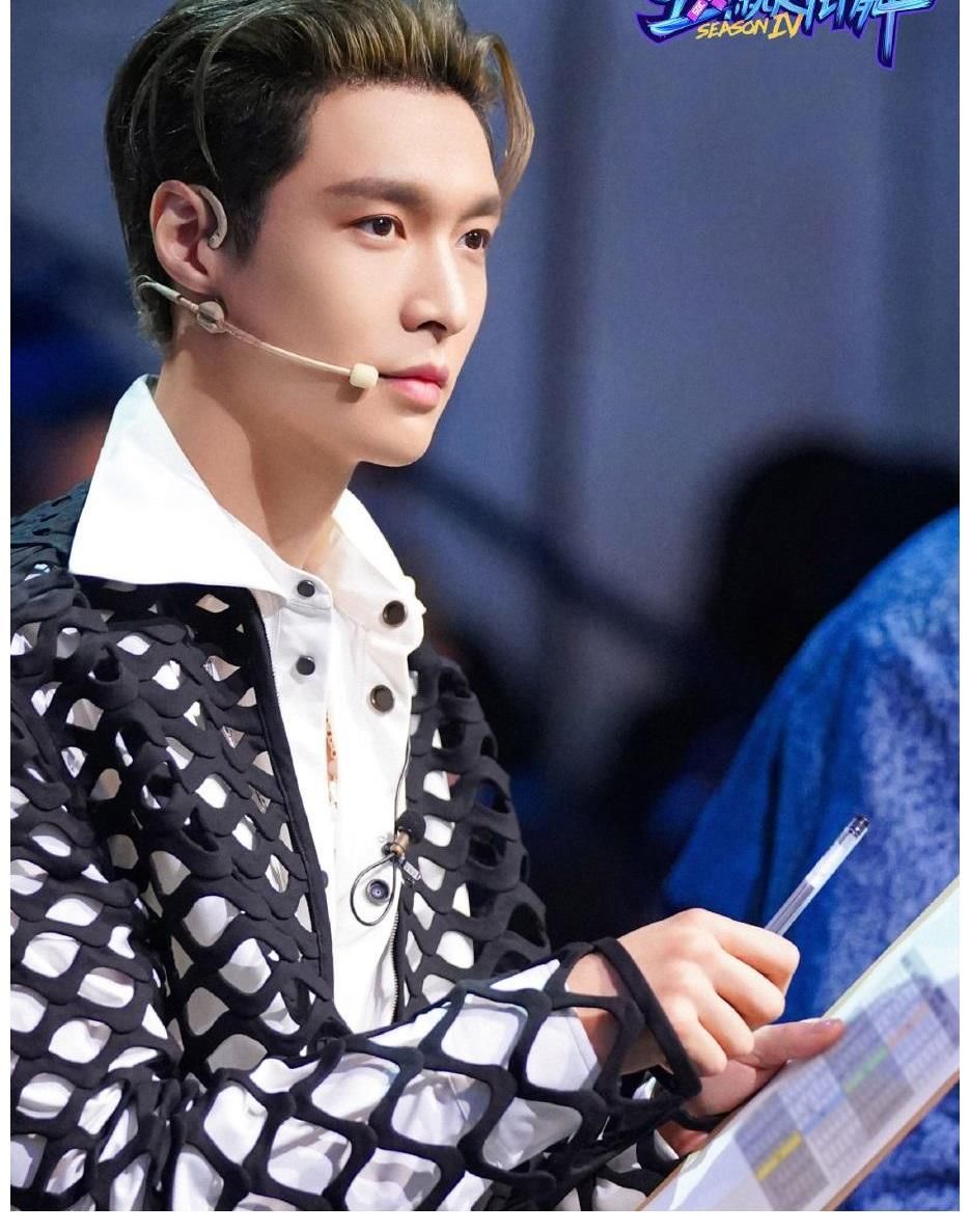 王一博|韩庚为队员争取机会，张艺兴夸学员小可爱，王一博展示高解读能力