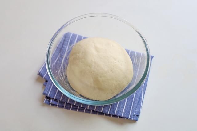 面团|面粉别蒸馒头了,教你做迷你小花卷,没有配菜一口气也能吃好几个