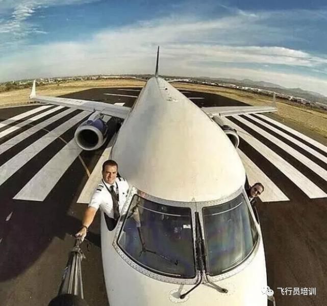 美国 搞笑但有理！另类的美国飞行员手册