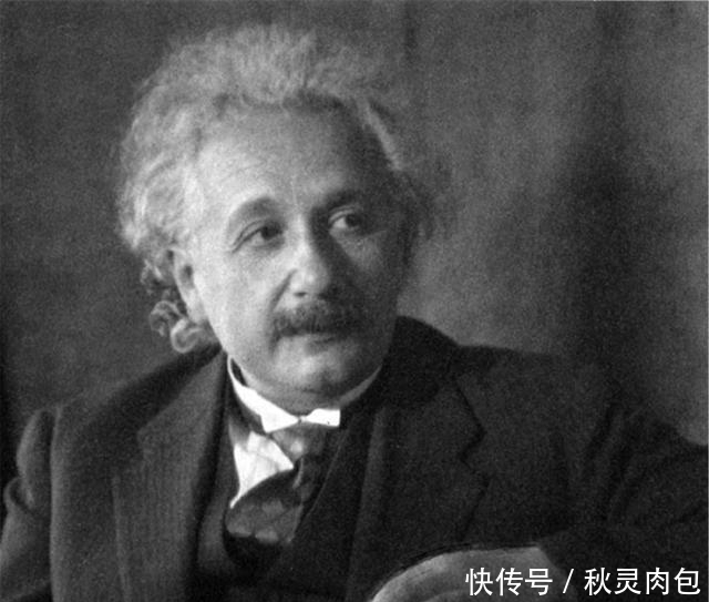 13亿千米外,表面“焊缝”长达1300公里,整颗星球是废弃的飞船?