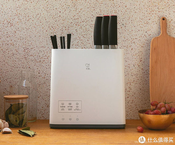 杀菌架|智能家居 篇十四：帮厨具除菌烘干的小工具，FIVE智能刀架让厨房更卫生