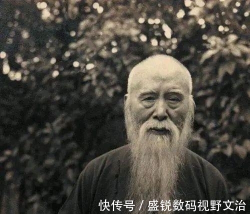 诱人&他酒醉题字:“不可随处小便”,清醒后改动字的次序,成经典名言